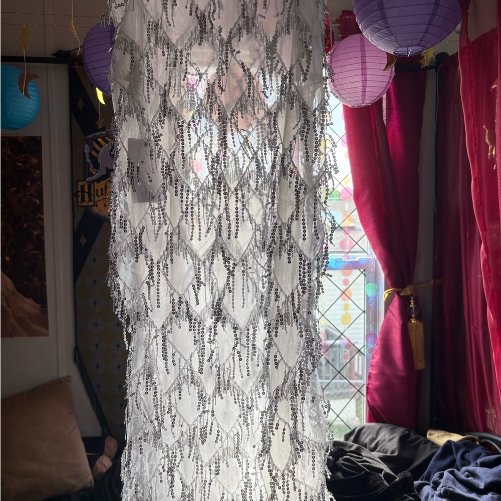 SOLD🪄White Sequin Sheer Fringe Skirt